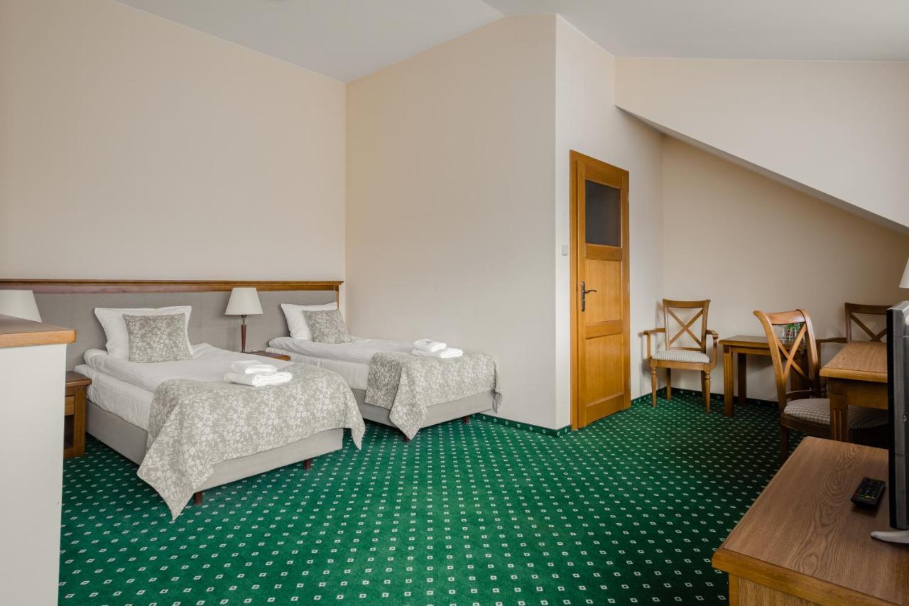 Hotel Ranczo Smyczyna Exterior photo